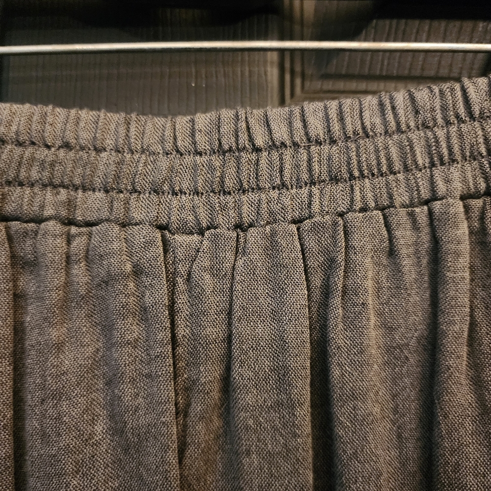 Elegant Gray Maxi Skirt - Picture 10 of 13